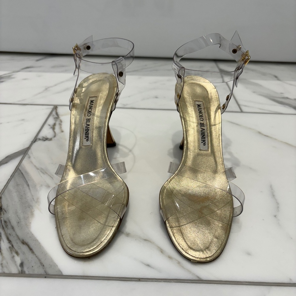 Manolo Blahnik Targisan Nappa Platine Size 35 / 5B